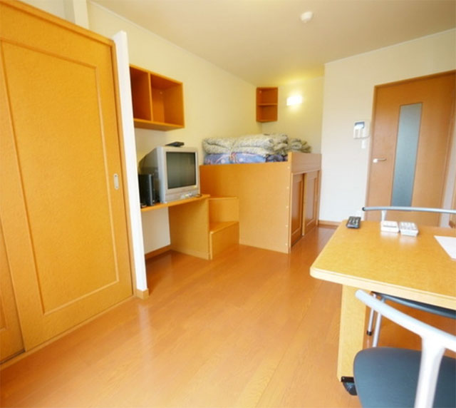 売りアパート 12,000万円